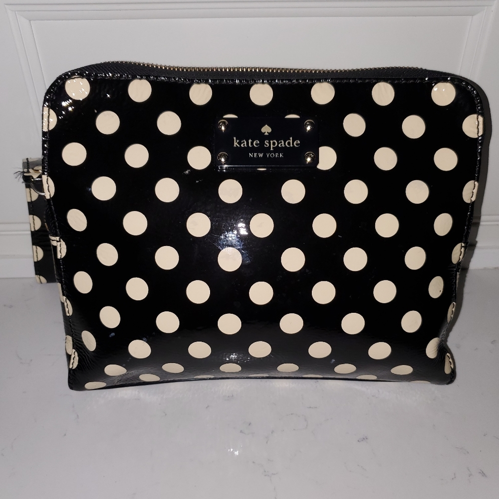 EUC Kate Spade Polka Dot Clutch
